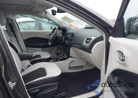 2020 Jeep Compass Sun And Safety Fwd z USA, uszkodzony, nr VIN 3C4NJCBB7LT258607